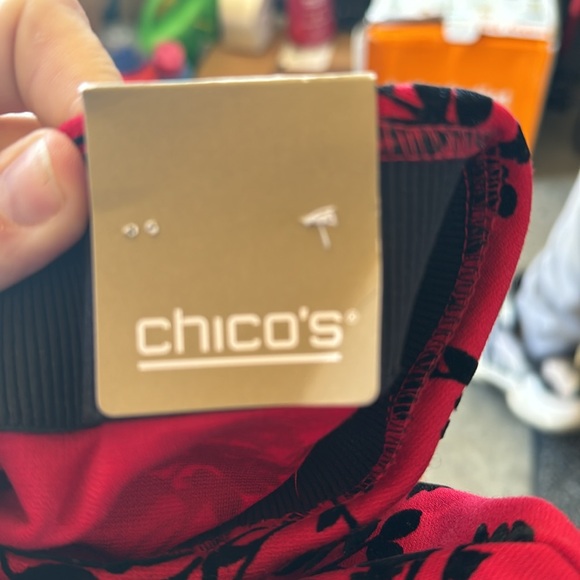 Chico’s Fabulously Slimming pants. - Picture 4 of 4